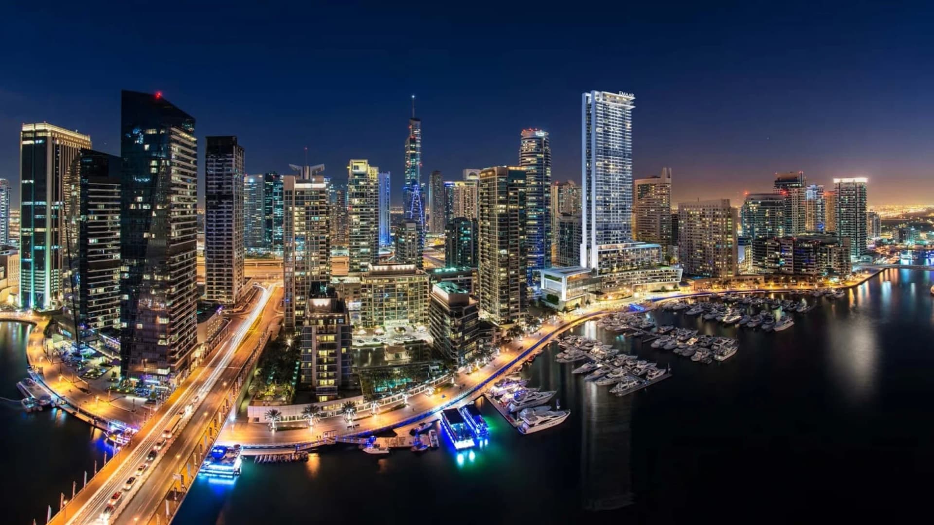 Vida Residences Dubai Marina by Emaar in Dubai Marina, Dubai
