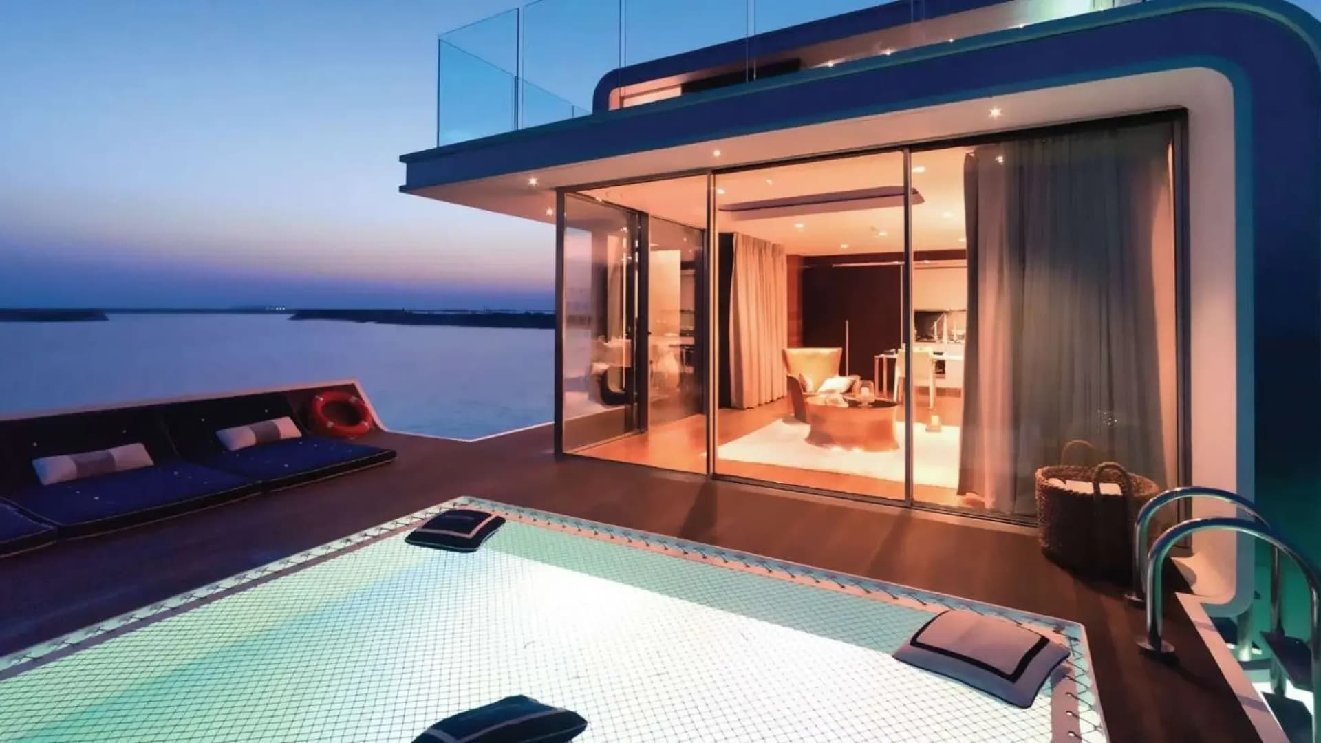 Honeymoon Island and The Floating Seahorse by THOE in The World Islands, Dubai