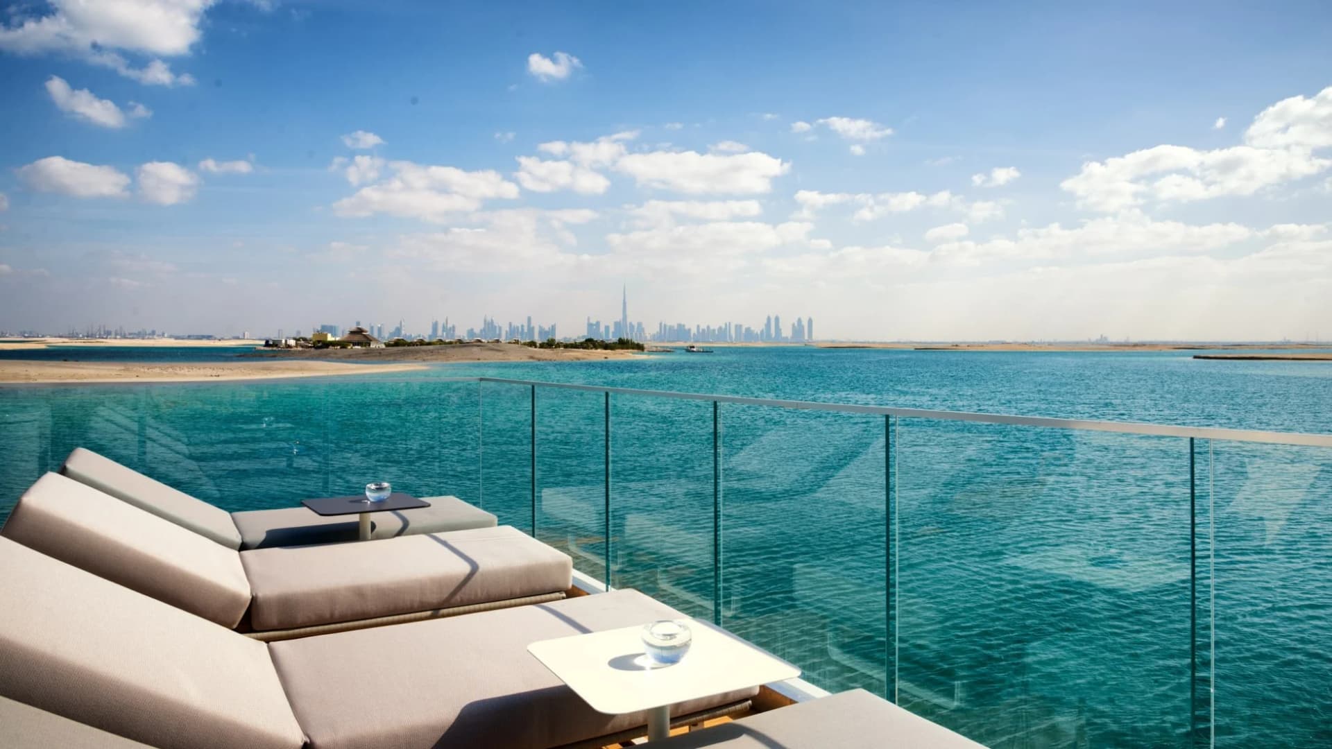 Honeymoon Island and The Floating Seahorse by THOE in The World Islands, Dubai